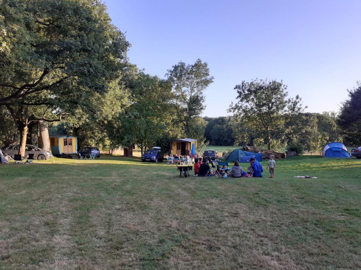 Camping La Bergerie Hotel La Chapelle-Achard Exterior photo